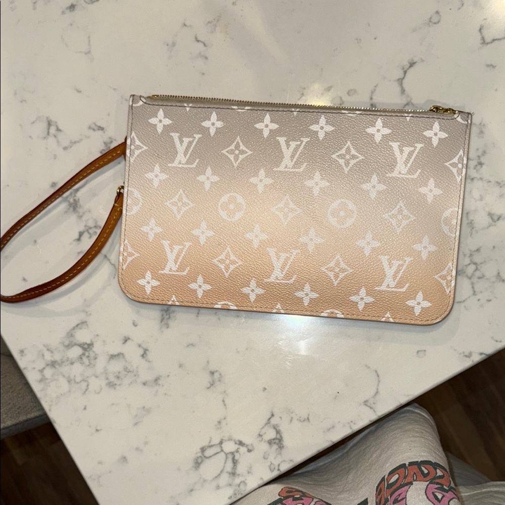 Louis Vuitton monogram never full pouch wristlet by the pool collection